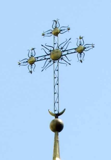 Хрест. Вигляд із заходу