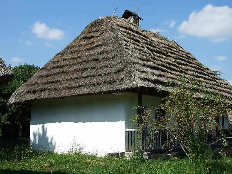 Хата із с.Гарячинці Новоушицького р-ну Хмельницької обл., 19 ст. (дерев.)… Хата із с.Гарячинці