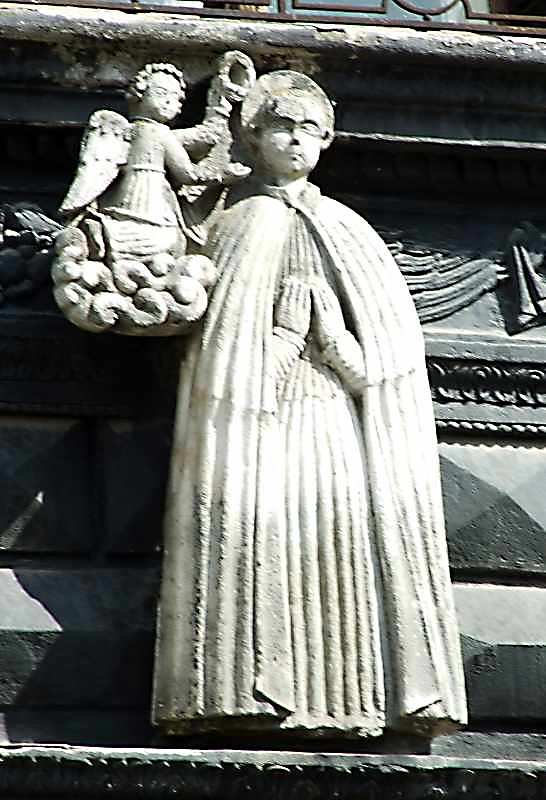 Скульптура св.Станіслава Костки над…