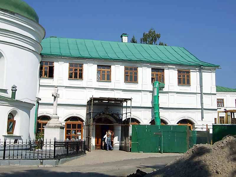 Вхід до Ближніх печер (корпус № 41) 1818 р. [Державний реєстр національного… Вхід до Ближніх печер (№ 41)