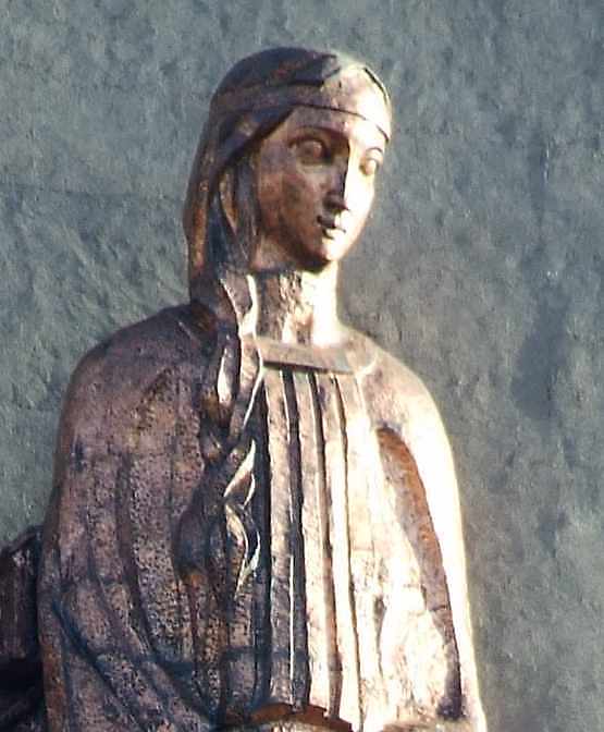 Півпостать