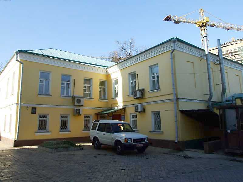 Будинок настоятеля (вул. Цитадельна, 1)