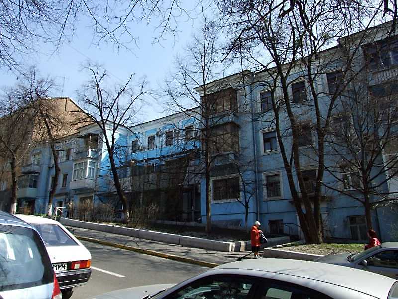 Apartment building in Kyiv on the…