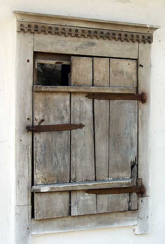 2011 р. Вікно торцевого фасаду