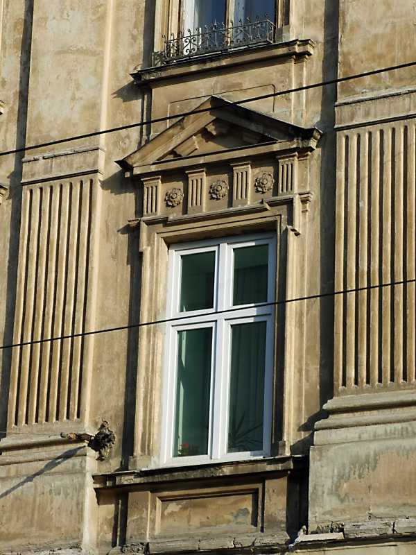 2012 р. Вікно 2-го поверху