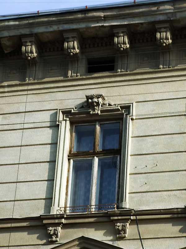 Вікно 3-го поверху