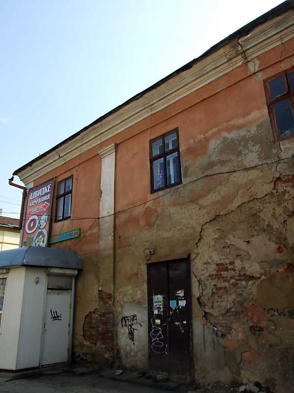 2012 р. Фасад по вул. Тринітарській