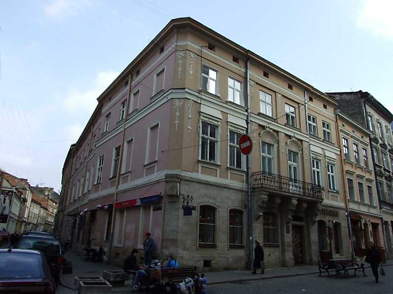 Житловий будинок 18 – 19 ст. [Пам’ятники архітектури УРСР, що перебувають під… Житловий будинок (№ 24)