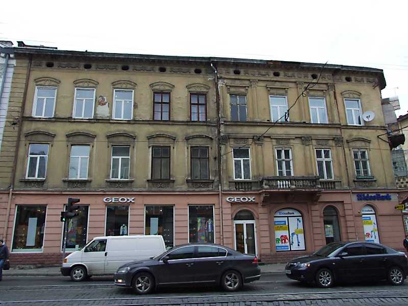 Фасад по вул. Городоцькій. 8 квітня 2012 р. Фото М.І.Жарких. У житловому… Житловий будинок (№ 1)