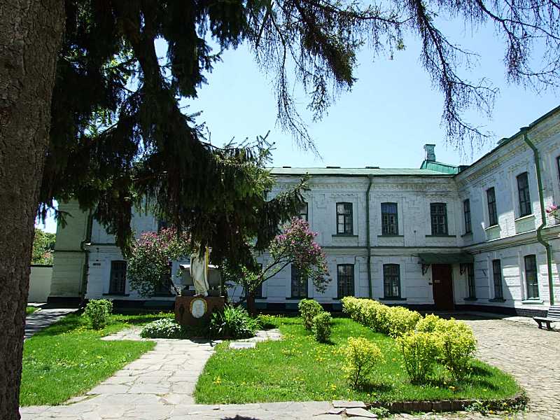 Ліва частина (південне крило)