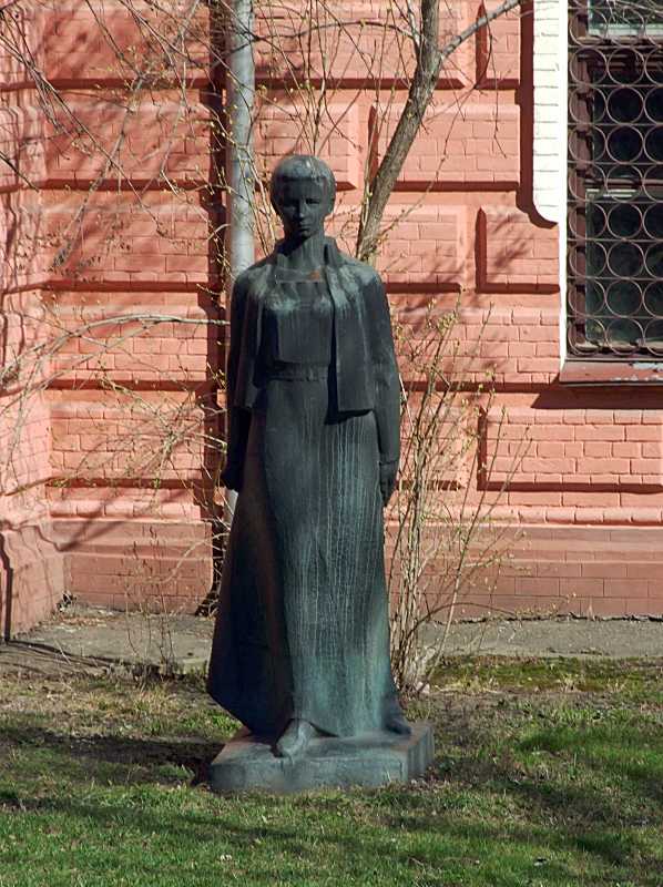 Фото М. І. Жарких, 16 березня 2020 р. Скульптор – Володимир Михайлович… Пам’ятник Лесі Українці