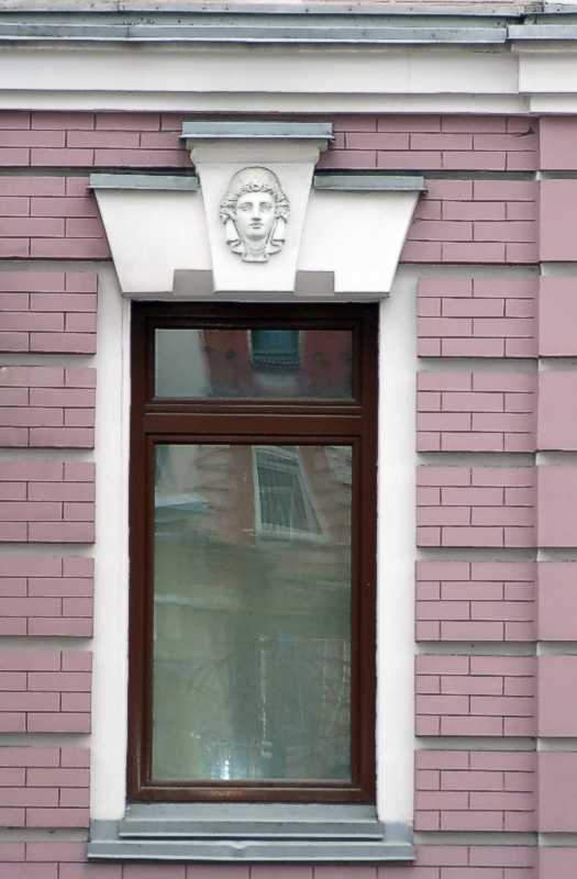 Вікно 1-го поверху