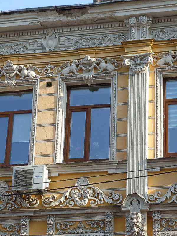 Вікно 3-го поверху