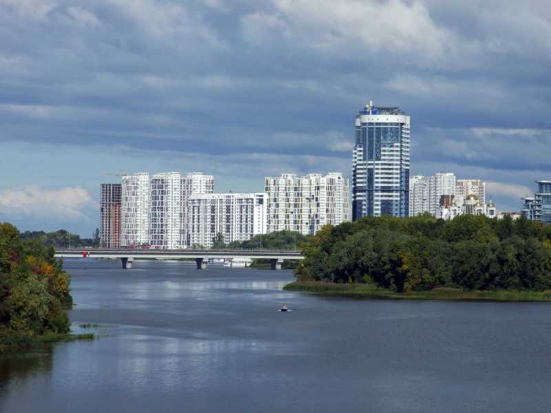Панорама Микільської Слобідки з півдня