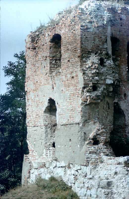 1990 р. Башта. Вигляд з південного…