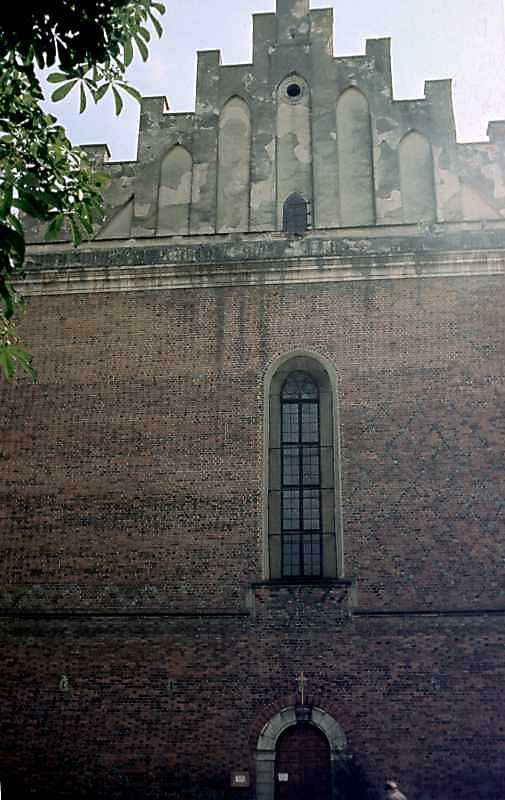 1990 р. Західний фасад. Вигляд із заходу