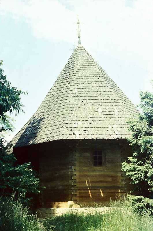 1990 р. Загальний вигляд зі сходу